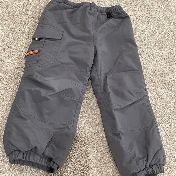 Ski pants. Can be lengthened. - Picture 2 of 2